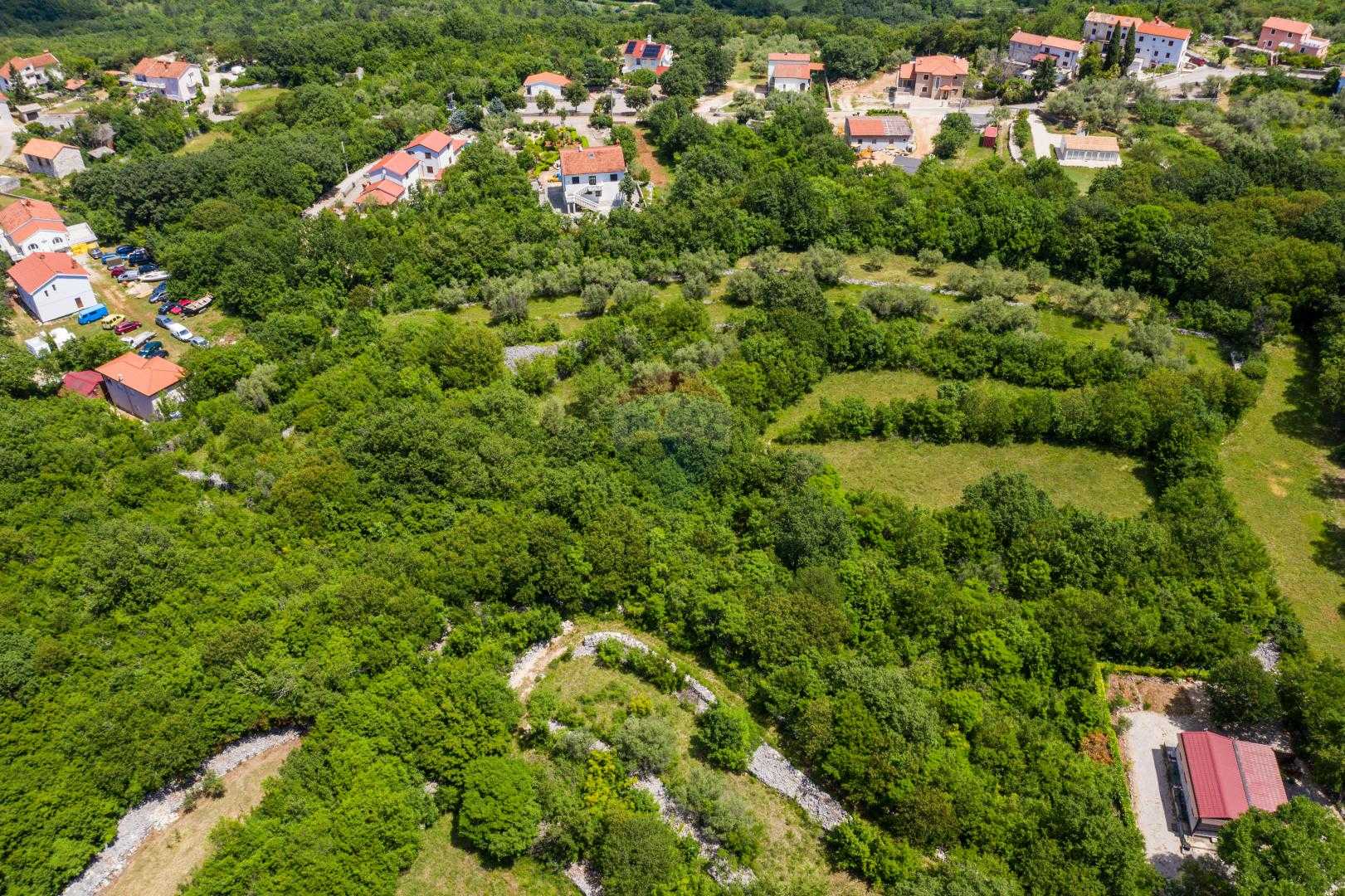 Maa sisään Dobrinj, Primorsko-Goranska Zupanija 12033050