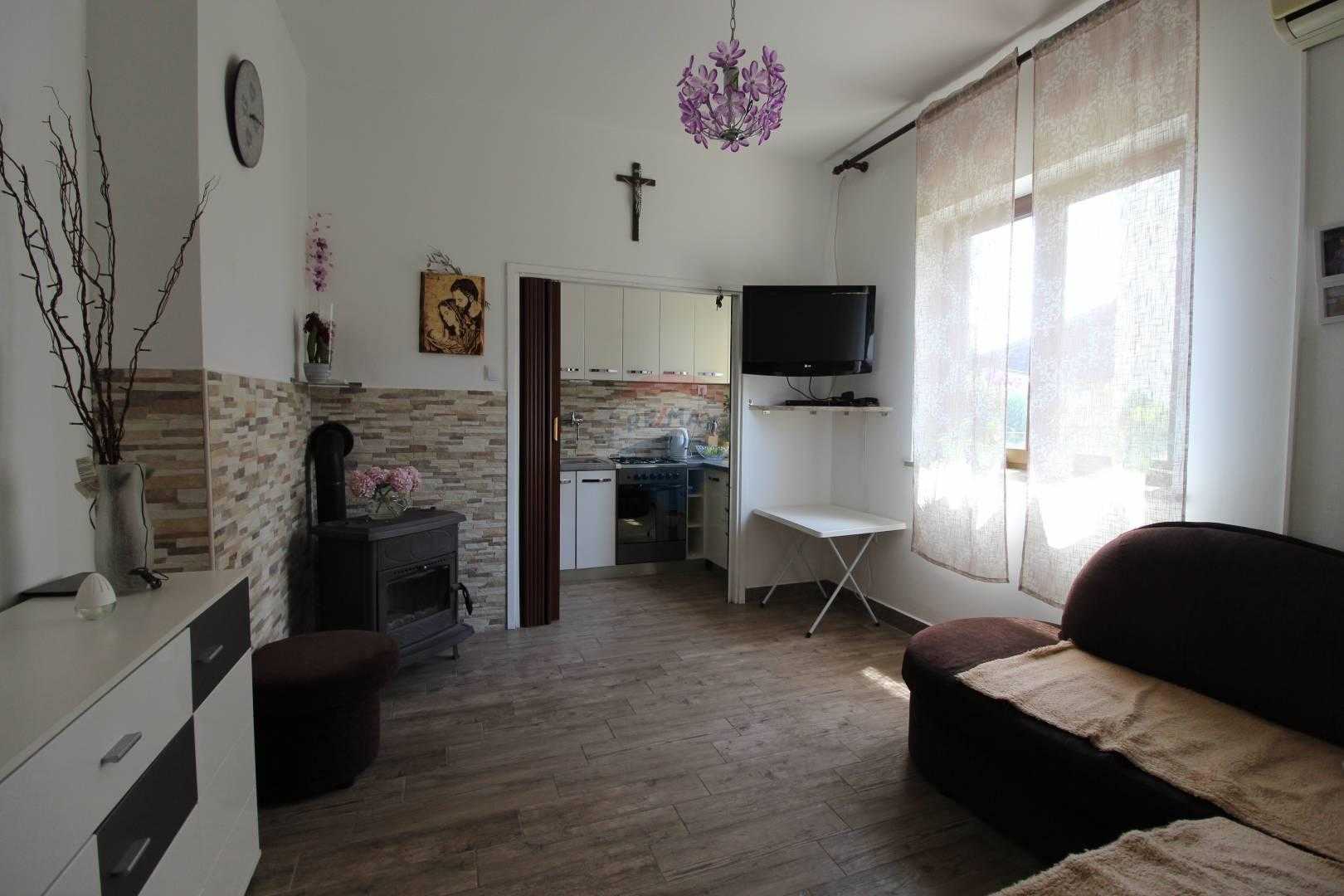 House in Pula, Istarska Zupanija 12033054