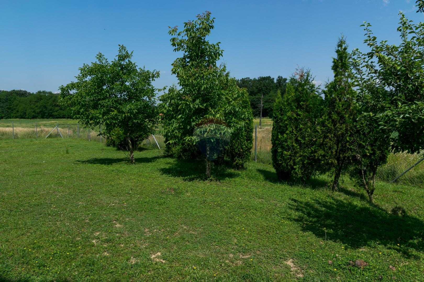 الأرض في Oroslavje, Krapinsko-zagorska županija 12033114