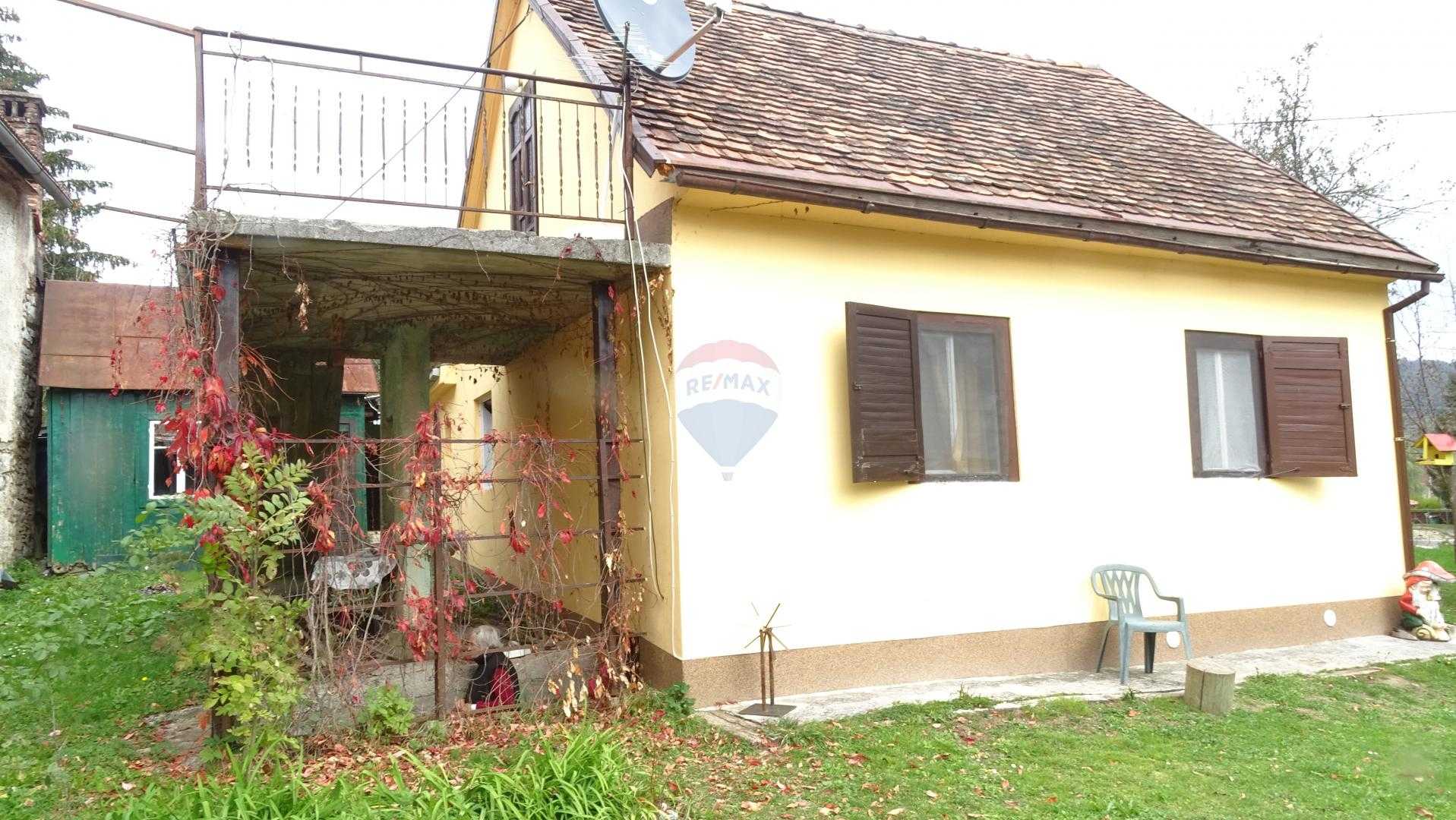 Rumah di Brod Moravice, Primorsko-Goranska Zupanija 12033115