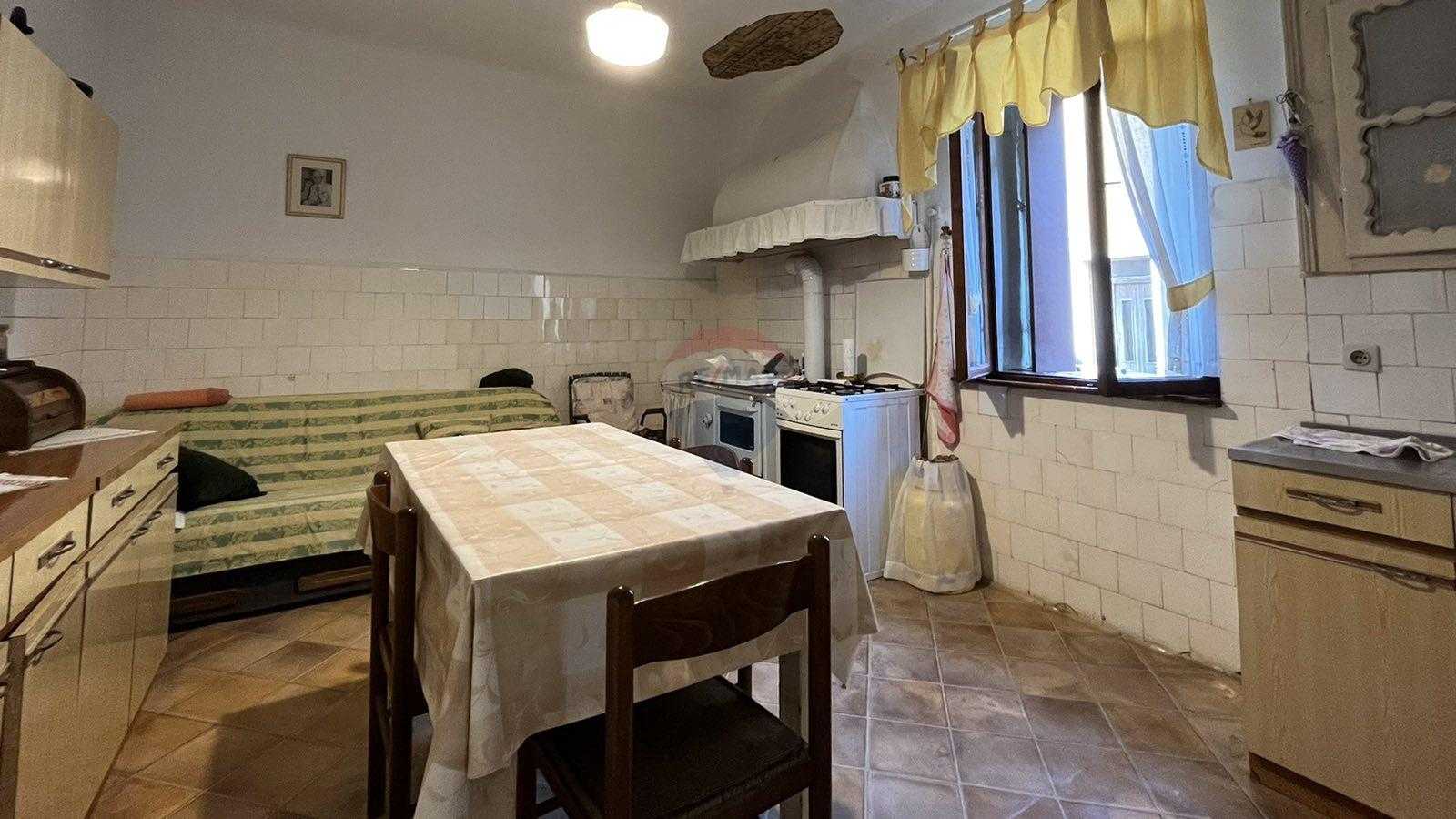 rumah dalam Vrsar, Istarska županija 12033158