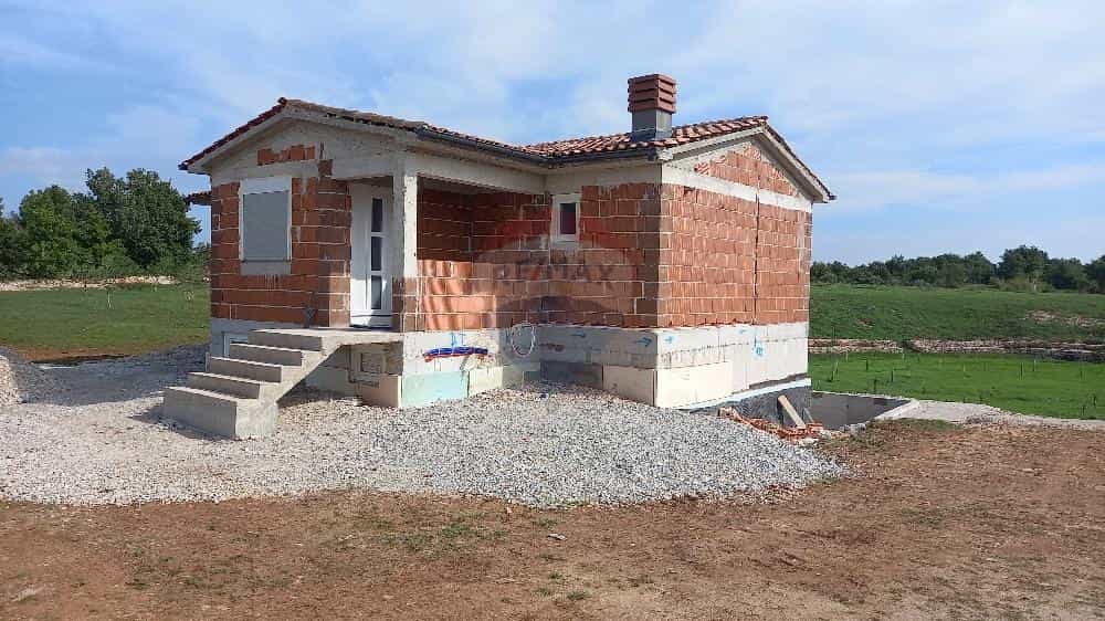 жилой дом в Boškari, Istarska županija 12033251