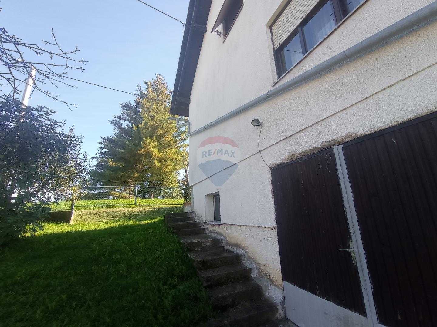 casa no Carevo Polje, Karlovačka županija 12033260