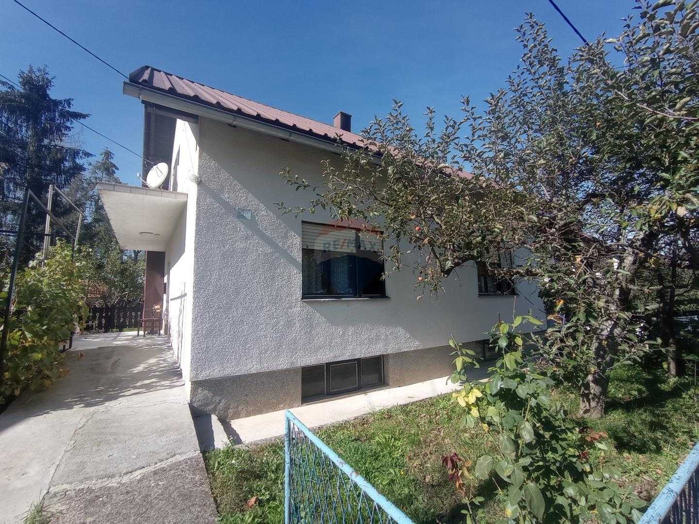 σπίτι σε Josipdol, Karlovacka Zupanija 12033260