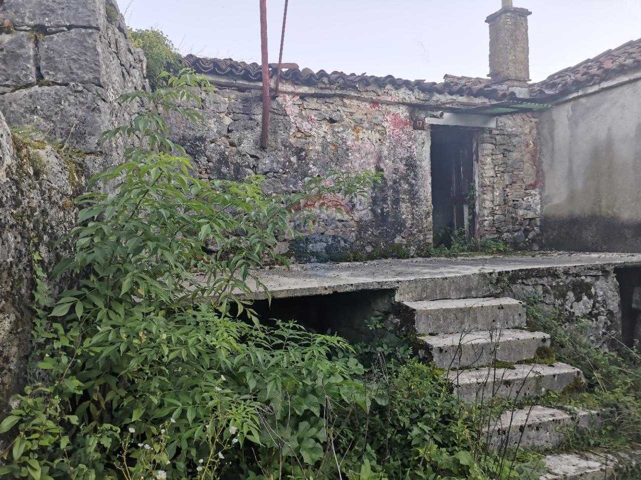 House in Matulji, Primorsko-Goranska Zupanija 12033264