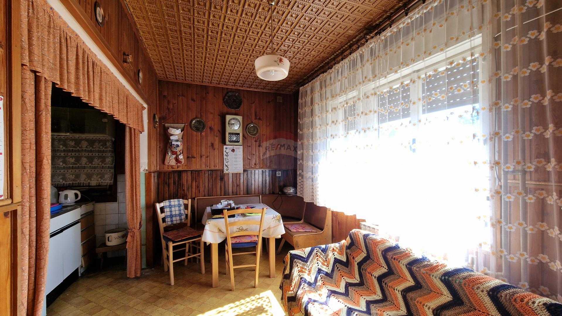 жилой дом в Локве, Приморско-Горанская Зупания 12033380