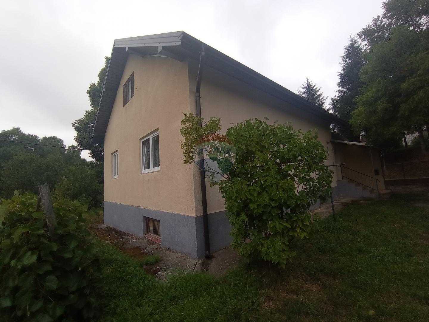 Dom w Brinje, Licko-Senjska Zupanija 12033488