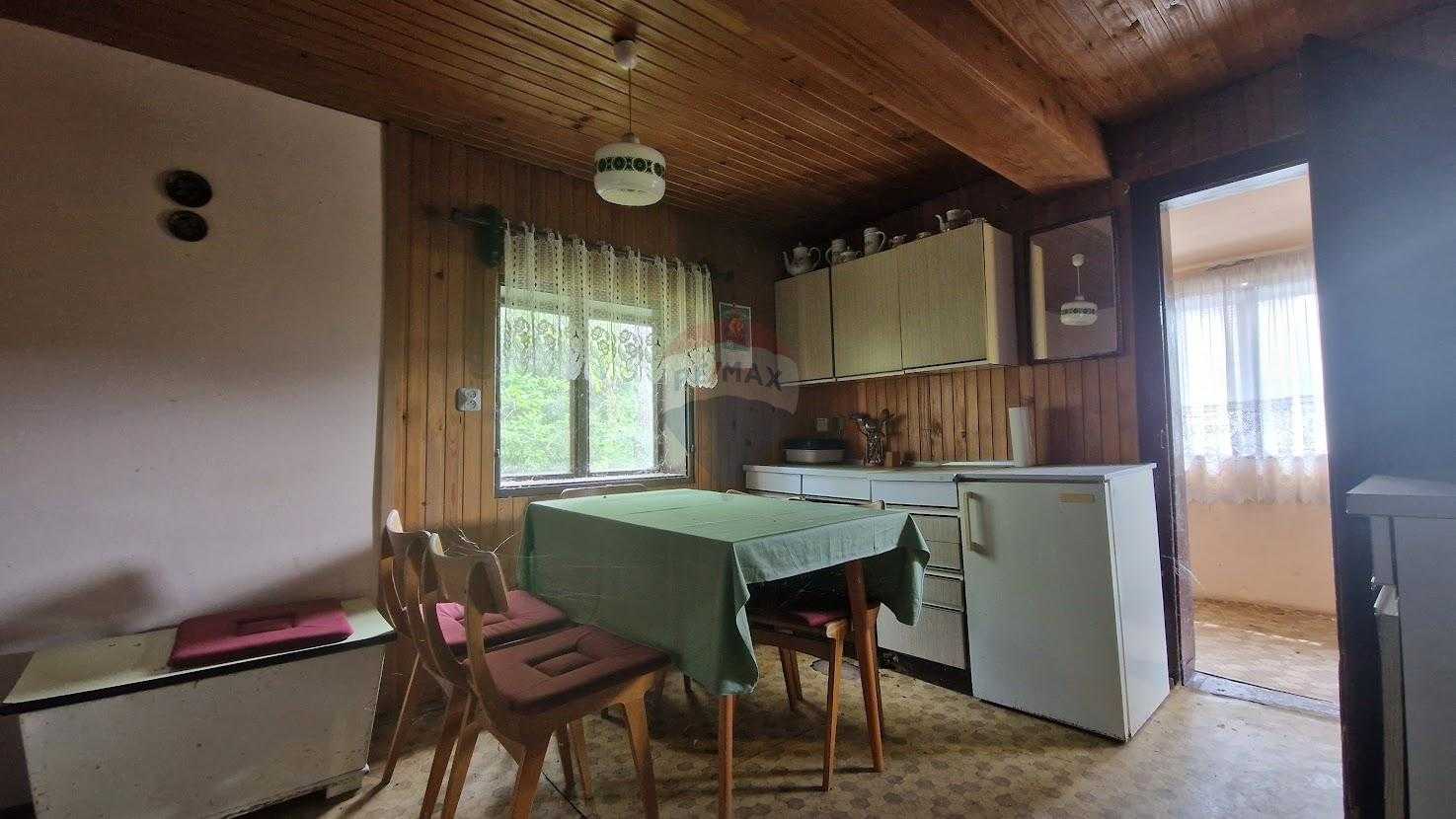 rumah dalam Vrbovsko, Primorsko-Goranska Zupanija 12033545