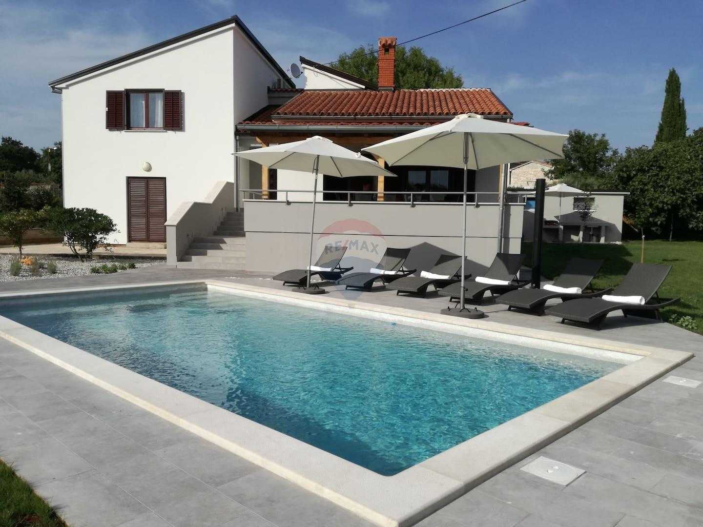 House in Marcana, Istarska Zupanija 12033551