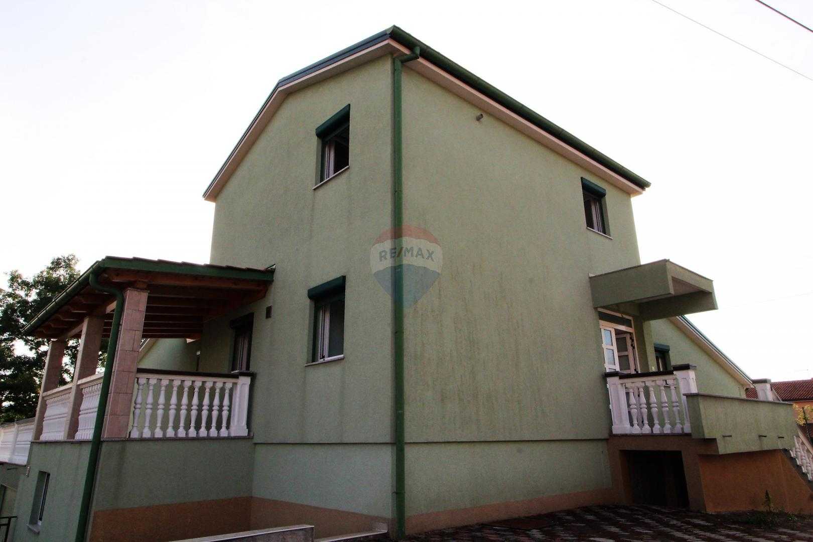 rumah dalam Viškovo, Primorsko-goranska županija 12033581