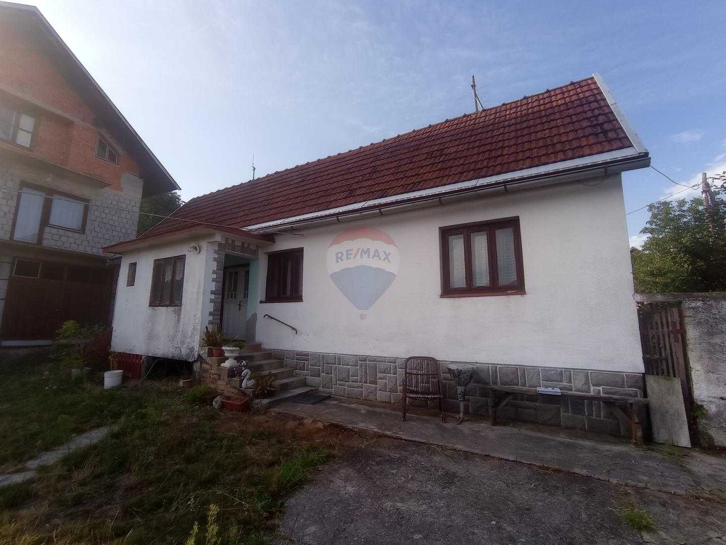 Hus i Salopek Selo, Karlovačka županija 12033592