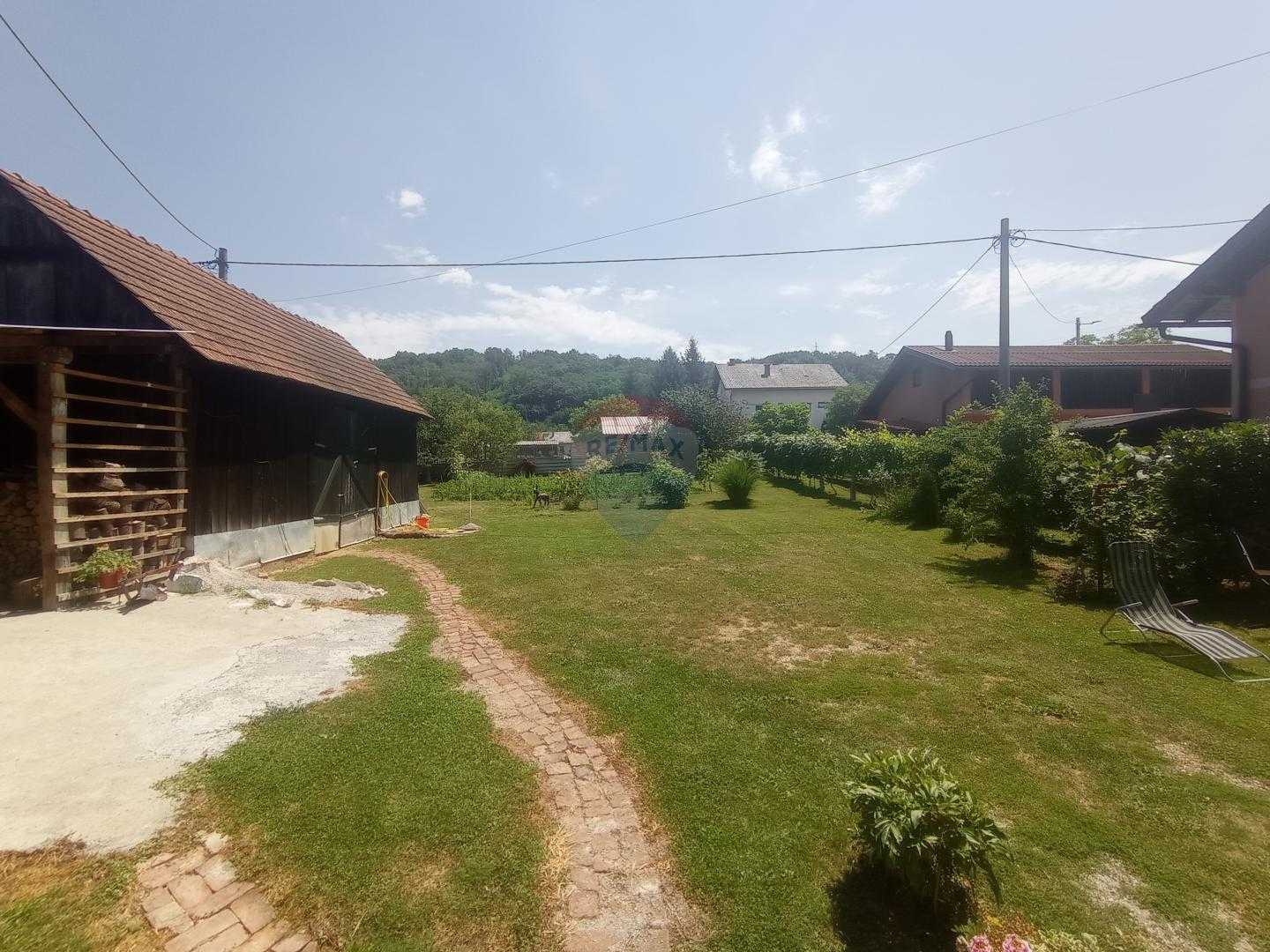 σπίτι σε Donje Mrzlo Polje Mrežničko, Karlovačka županija 12033728
