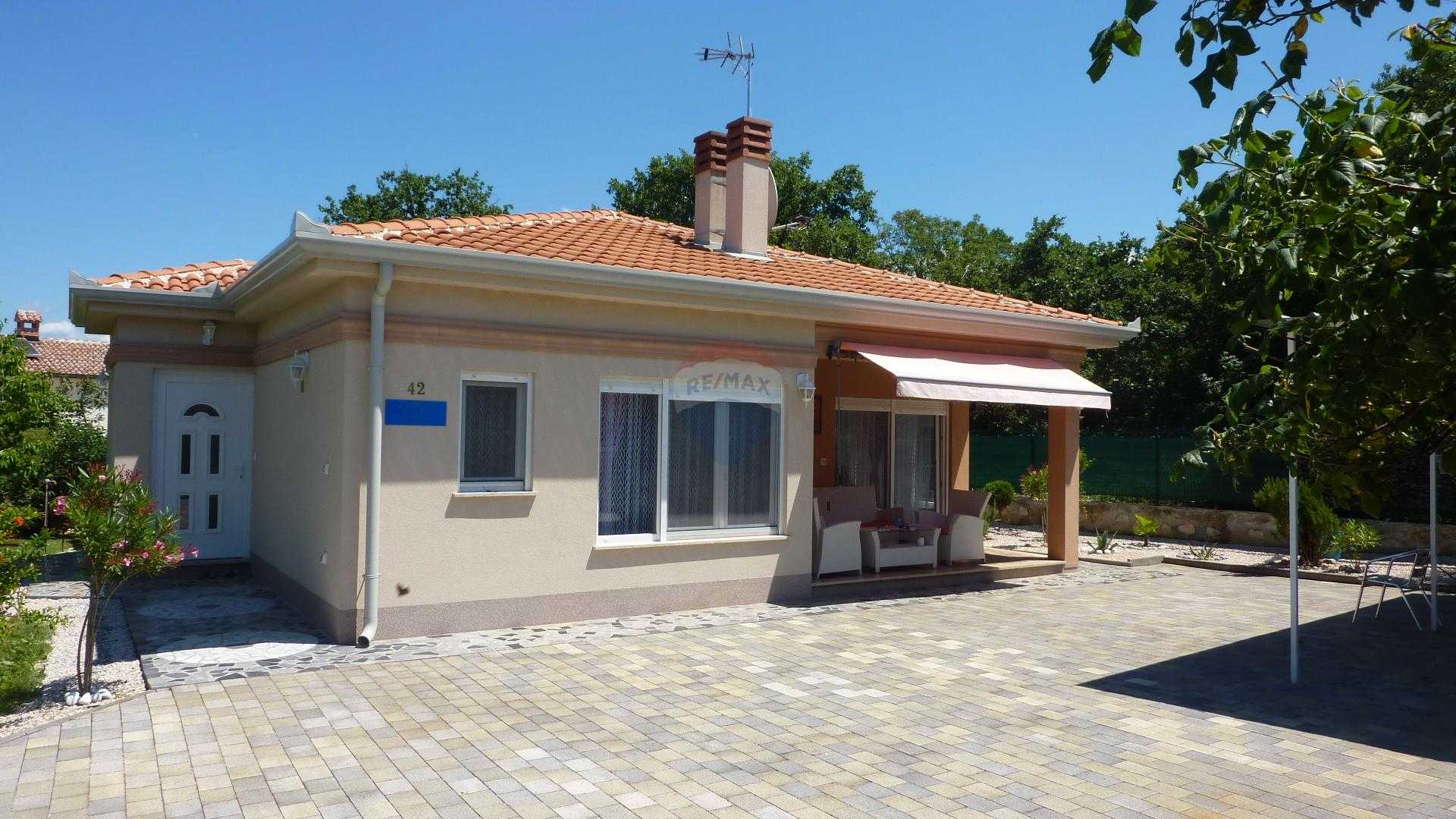 House in Tar, Istarska Zupanija 12033871