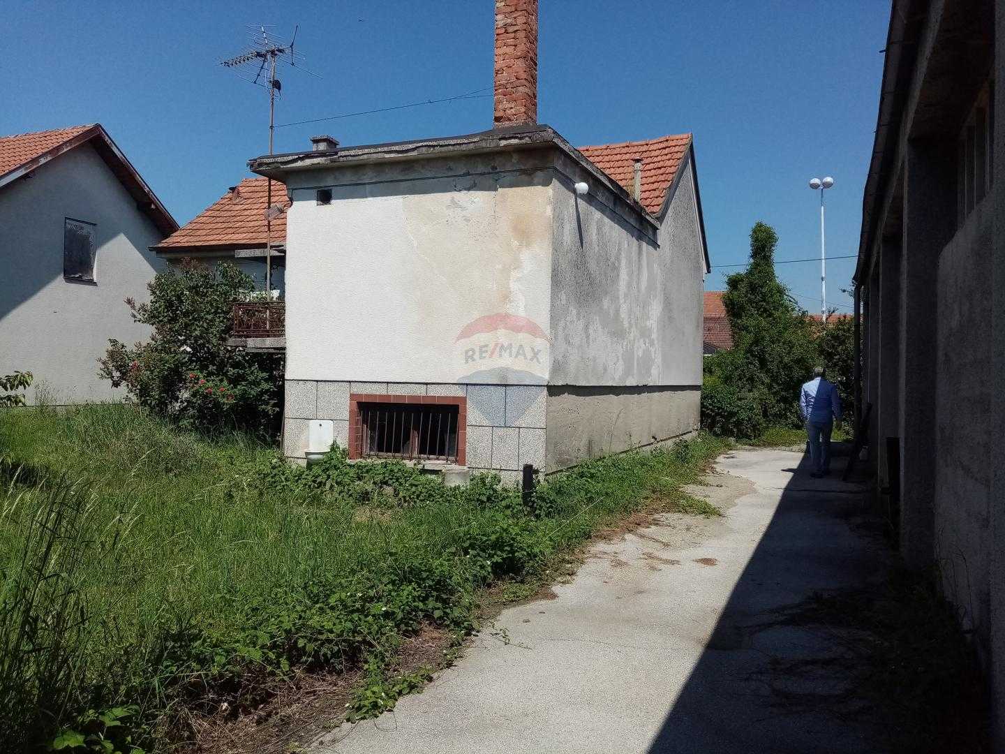 Tanah di Sesvete, Zagreb, Lulusan 12033918
