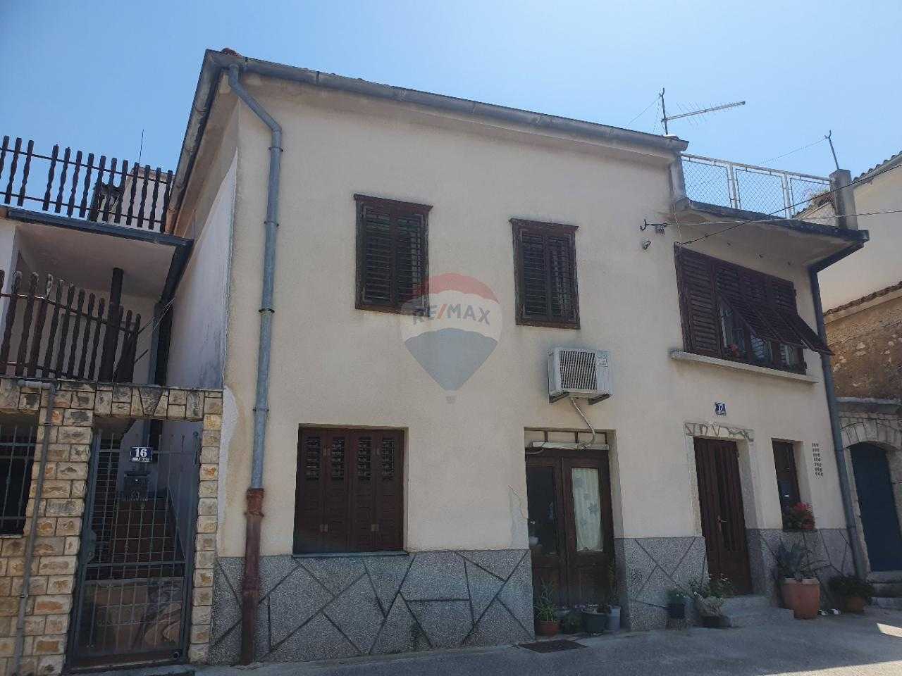 House in Selce, Primorsko-Goranska Zupanija 12033922