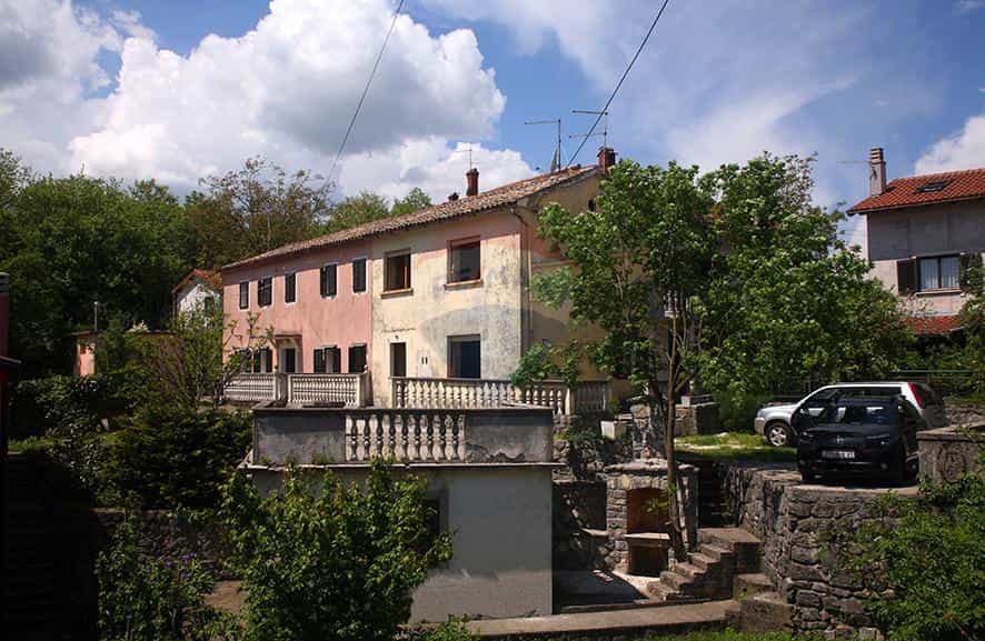 Dom w Mučići, Primorsko-goranska županija 12033931