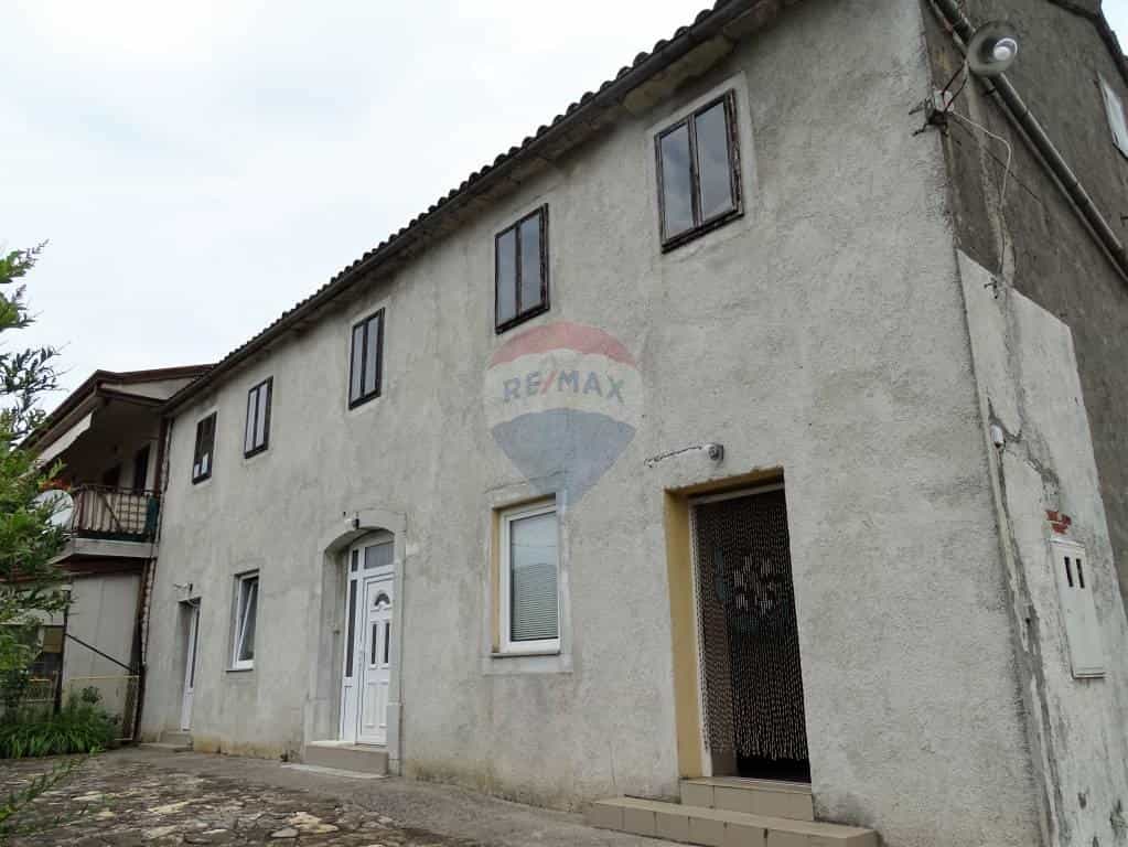 Rumah di Jurdani, Primorsko-goranska županija 12033945