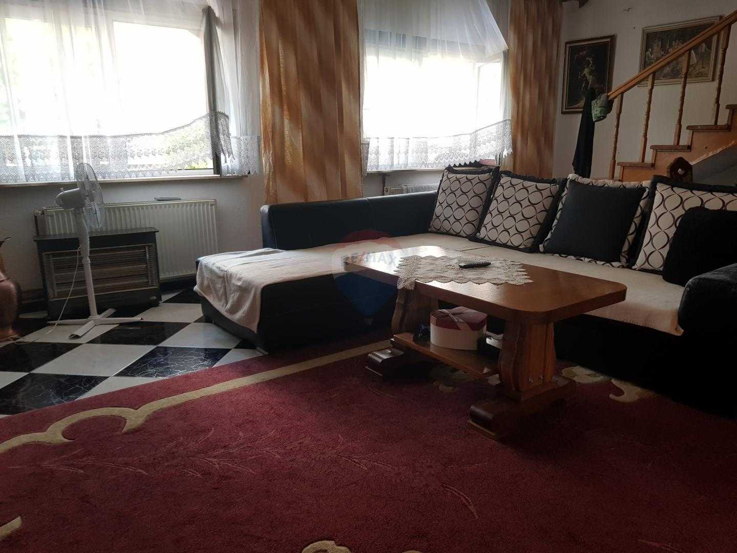 rumah dalam Sesvete, Zagreb, Grad 12034048