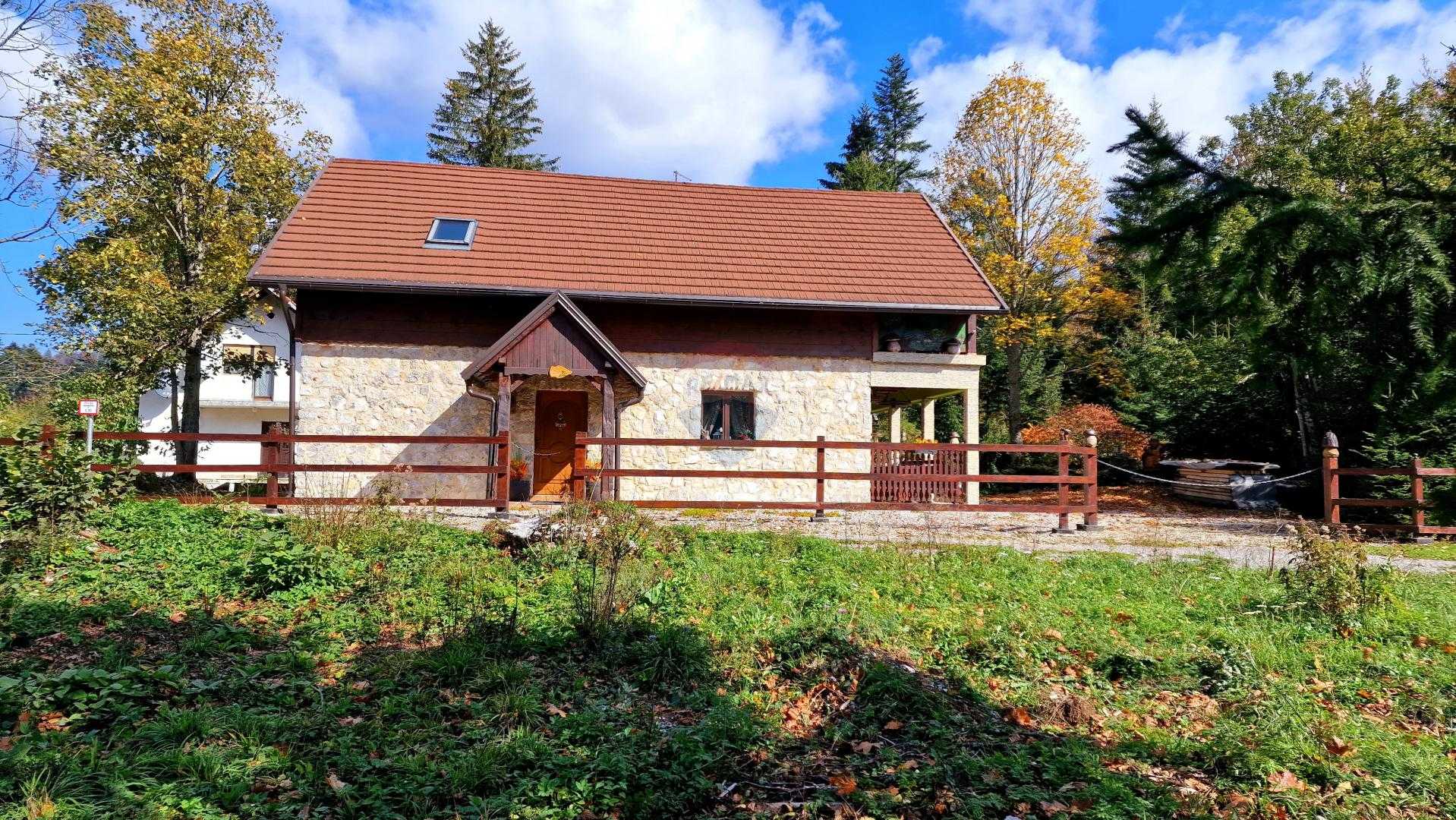 بيت في Delnice, Primorsko-Goranska Zupanija 12034127