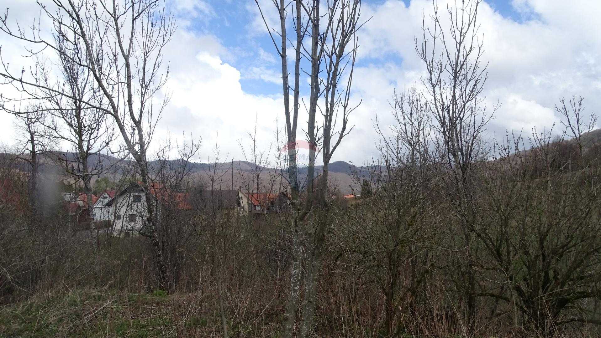 Land i Mrkopalj, Primorsko-Goranska Zupanija 12034132