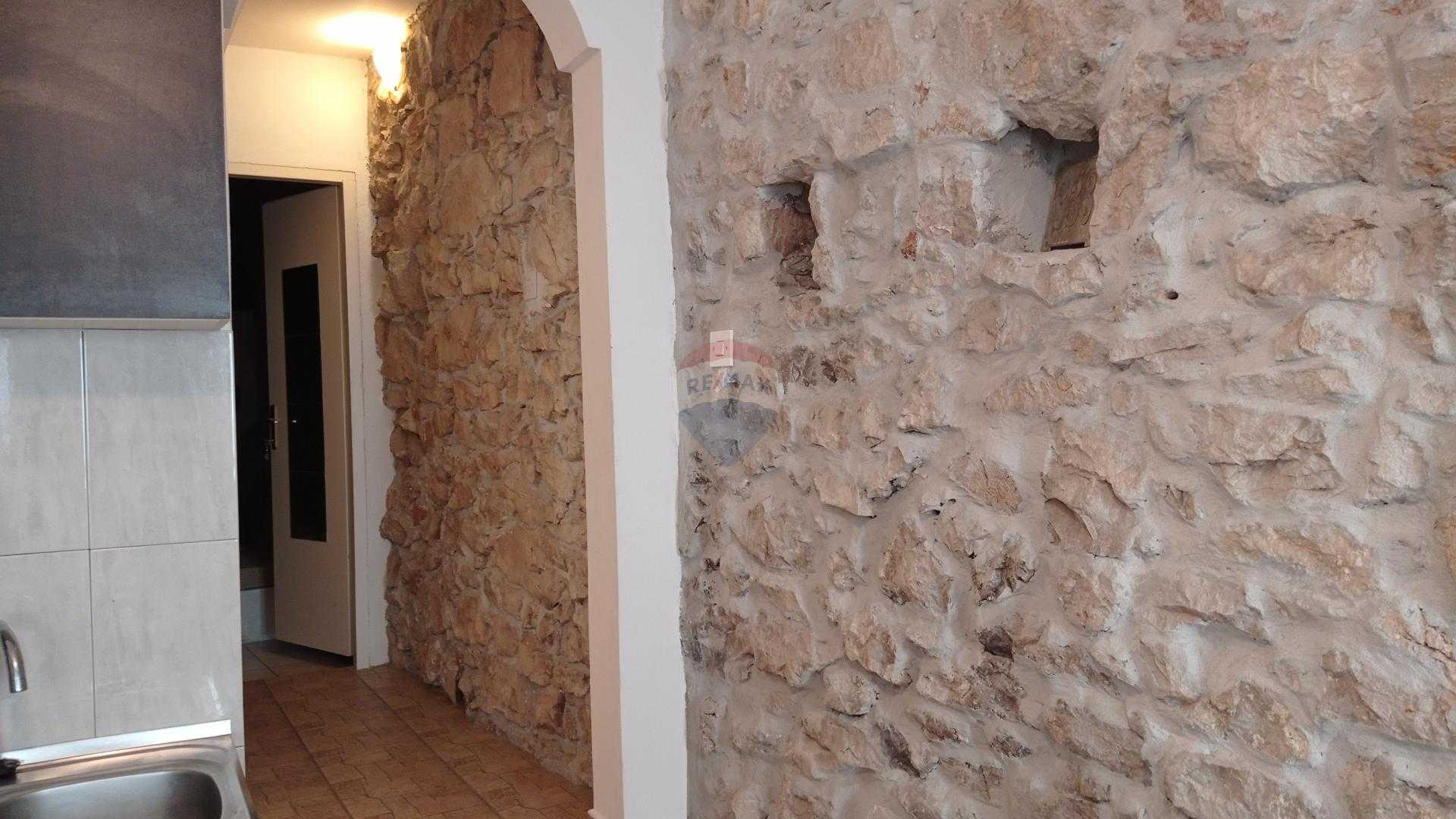 Talo sisään Novi Vinodolski, Primorsko-Goranska Zupanija 12034190