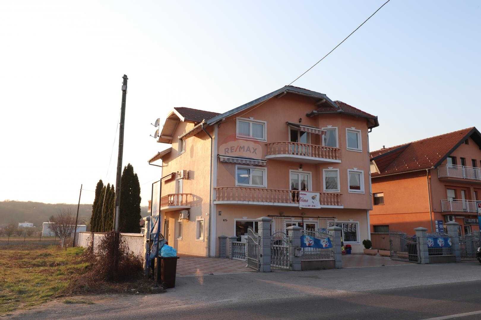 房子 在 Dobrodol, Grad Zagreb 12034253