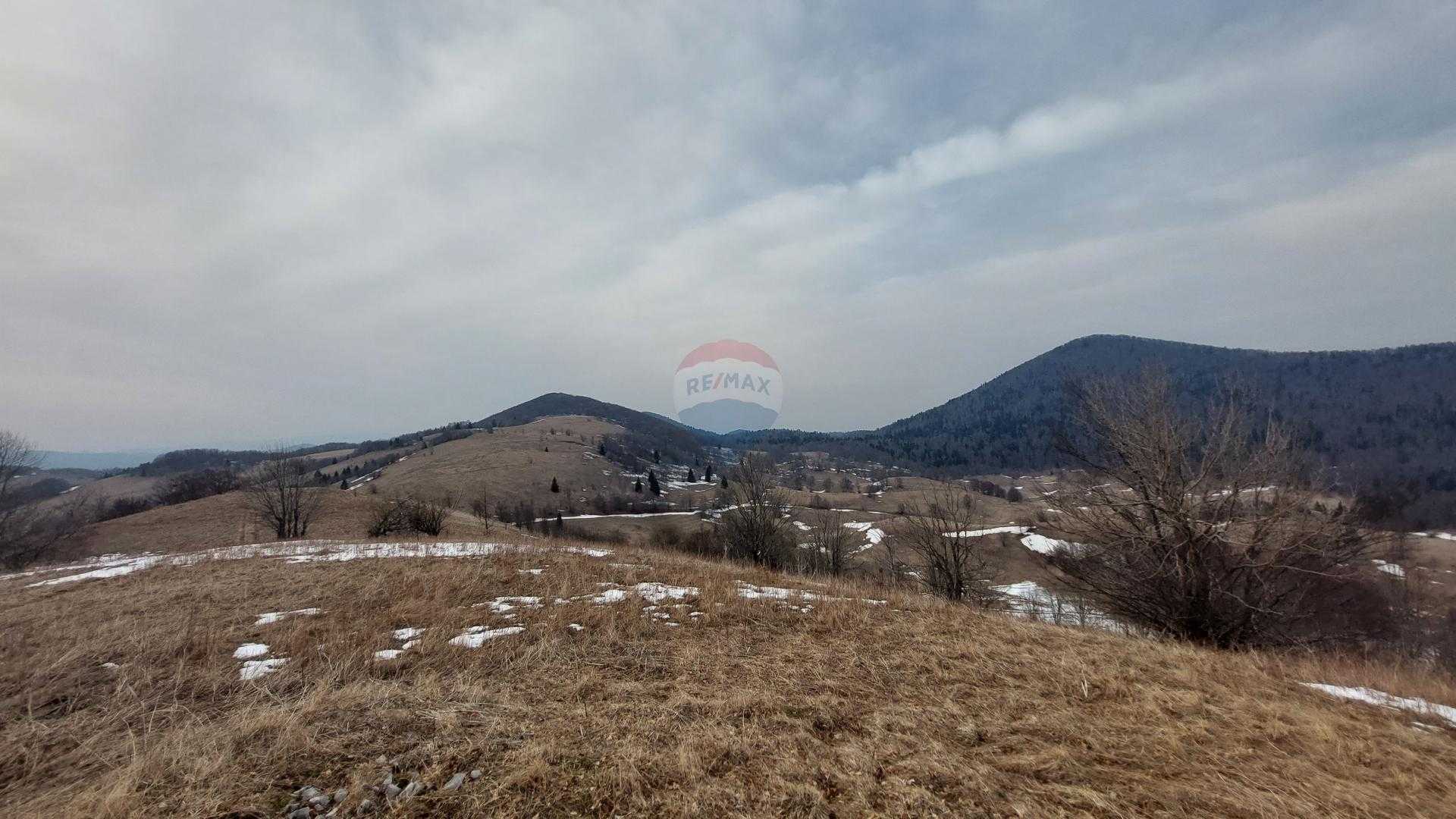 Γη σε Begovo Razdolje, Primorsko-goranska županija 12034289