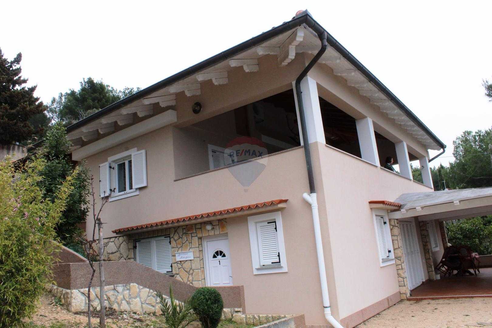 Будинок в Martinšćica, Primorsko-goranska županija 12034295