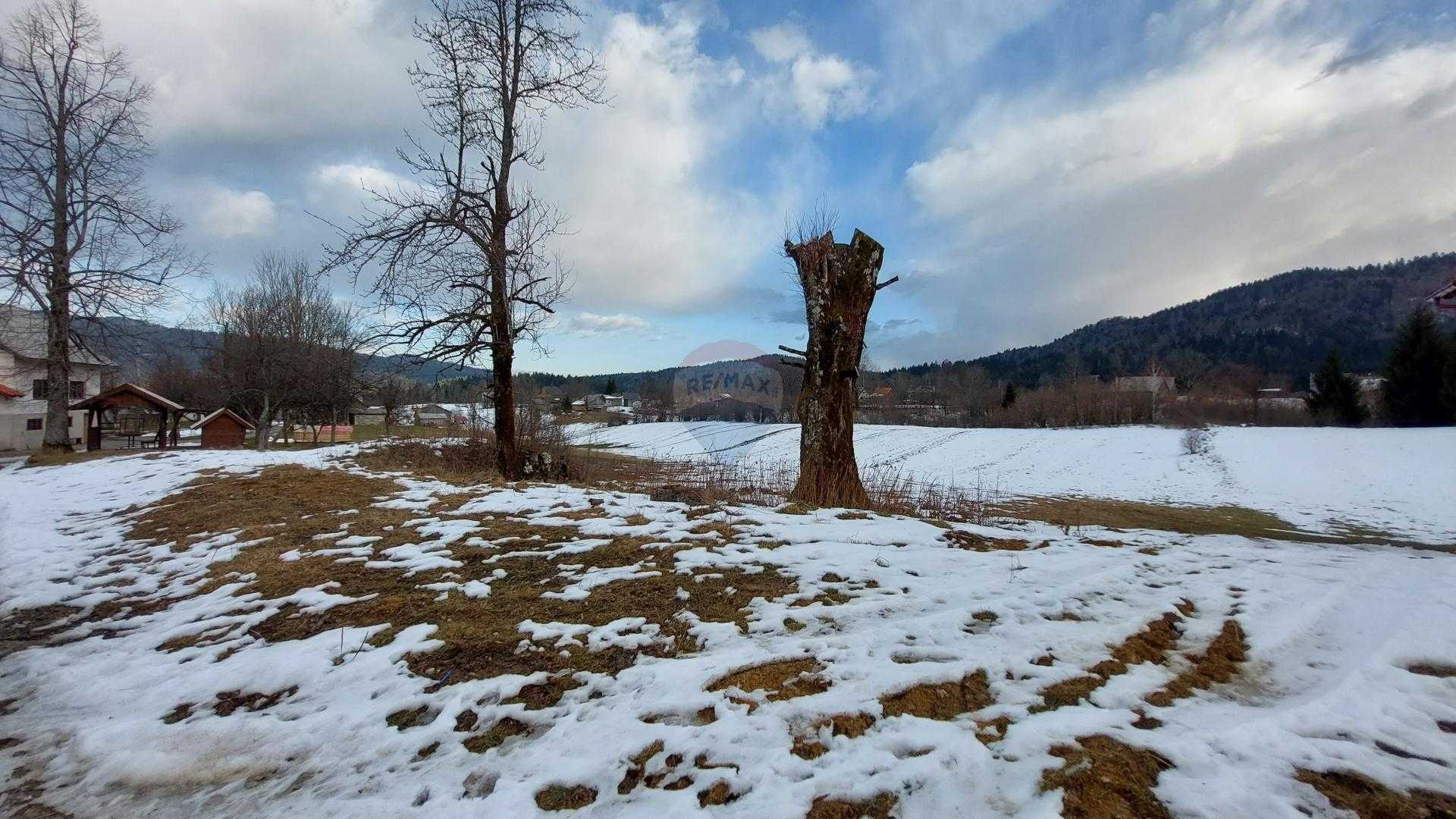 Land in Vrbovsko, Primorsko-Goranska Zupanija 12034336