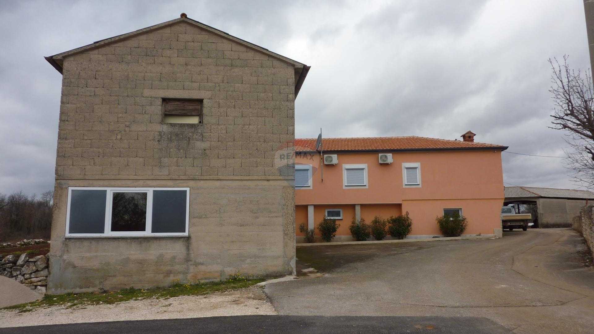 Huis in Tinjan, Istarska Zupanija 12034391