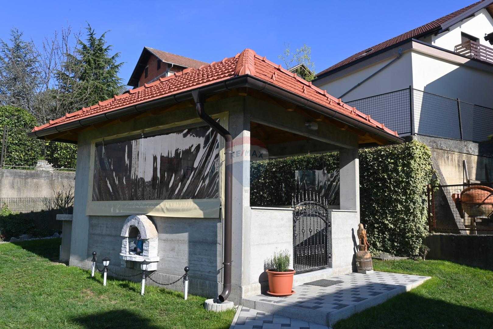 rumah dalam Zagreb,  12034456