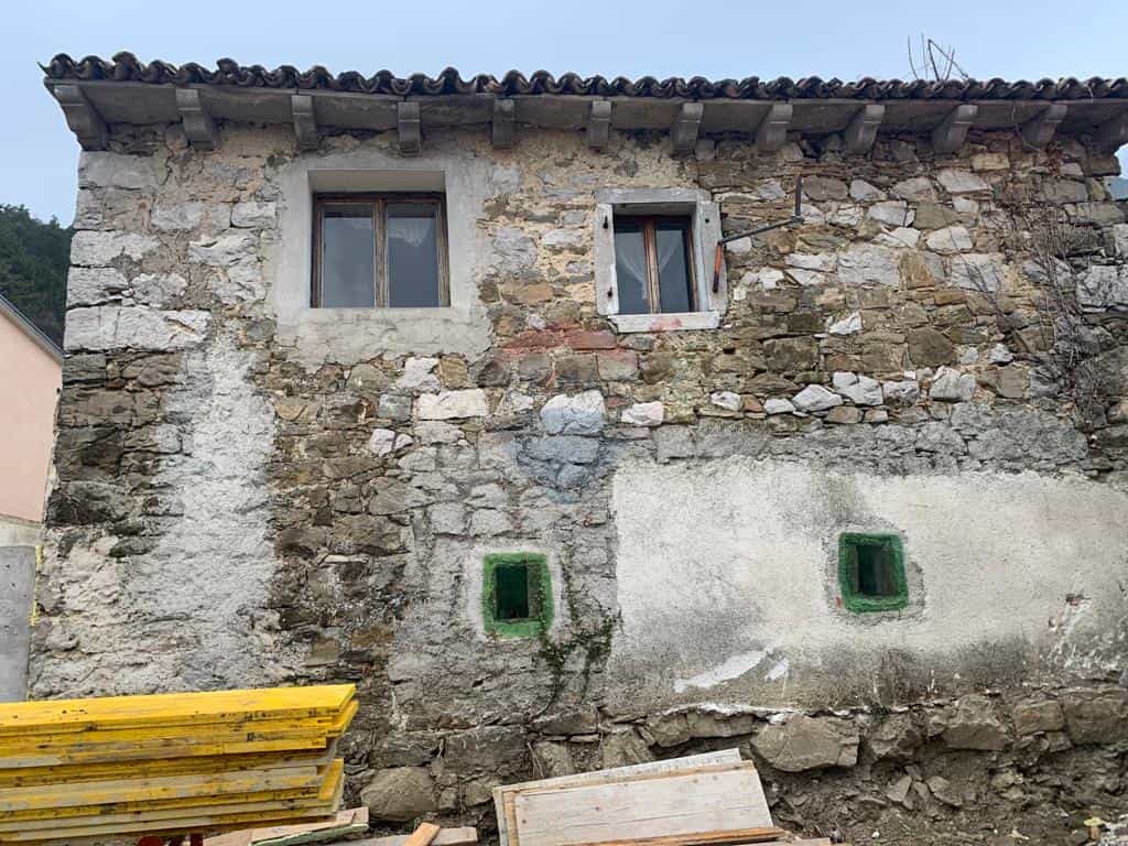 Casa nel Lupoglav, Istarska Zupanija 12034507