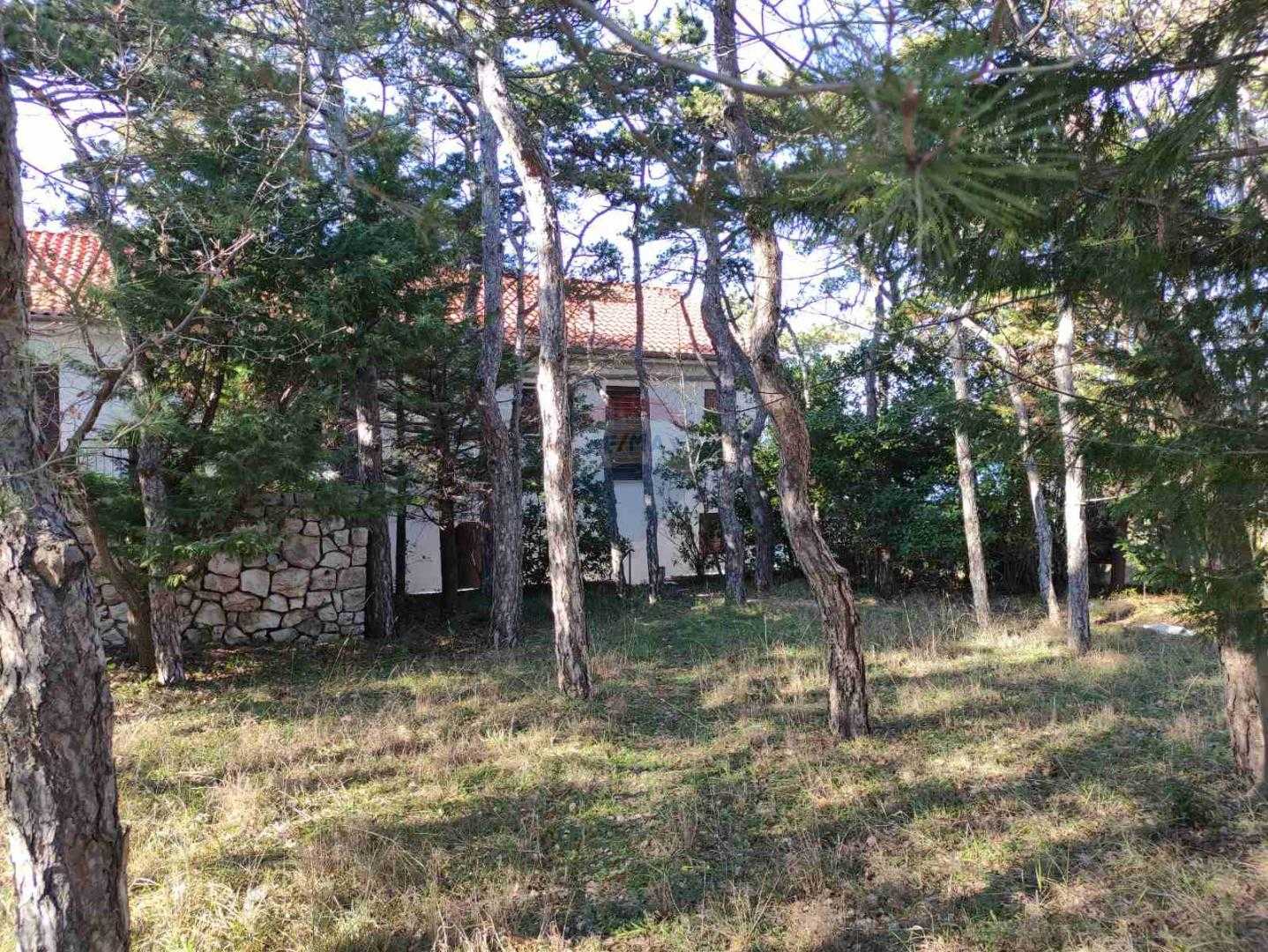 房子 在 Šilo, Primorsko-goranska županija 12034524