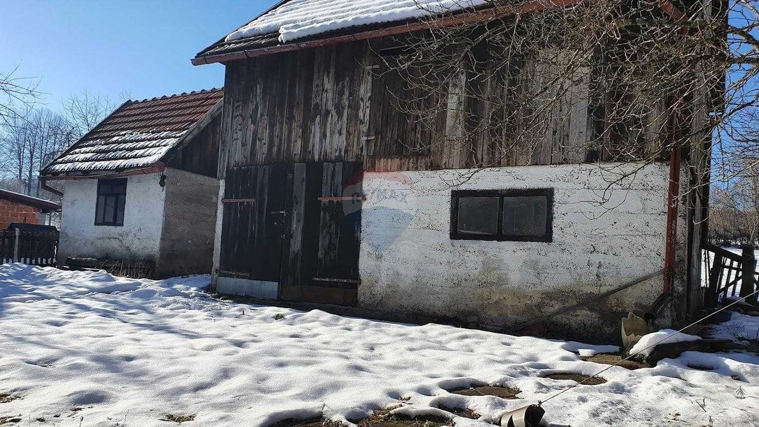 rumah dalam Vrbovsko, Primorsko-Goranska Zupanija 12034533