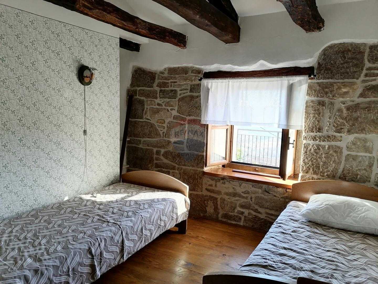 Будинок в Buzet, Istarska županija 12034576