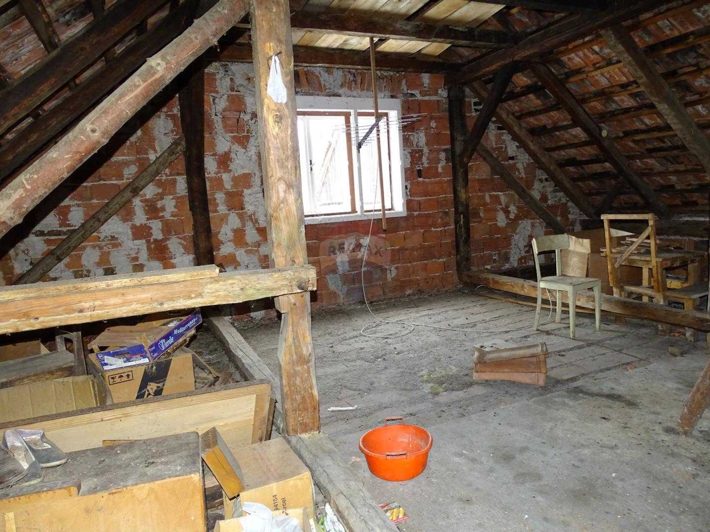 σπίτι σε Brod Moravice, Primorsko-goranska županija 12034643