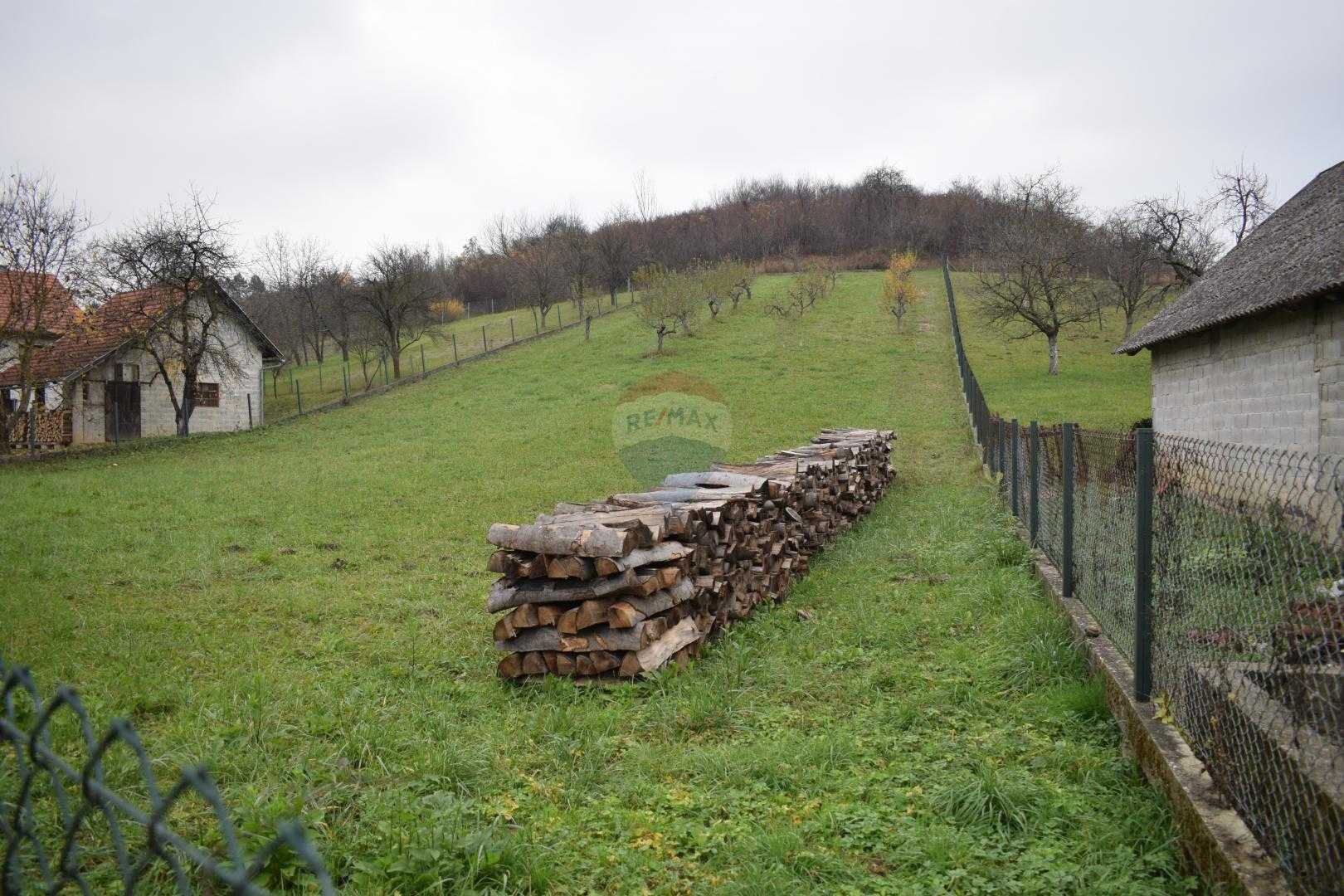 Tanah dalam Kalinovica, Zagrebacka Zupanija 12034681