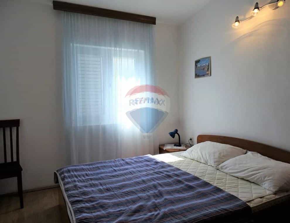 σπίτι σε Pag, Zadarska županija 12034695
