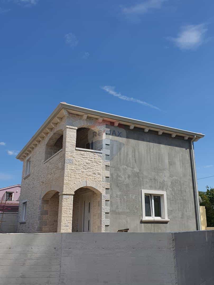 House in Bale, Istarska Zupanija 12034751