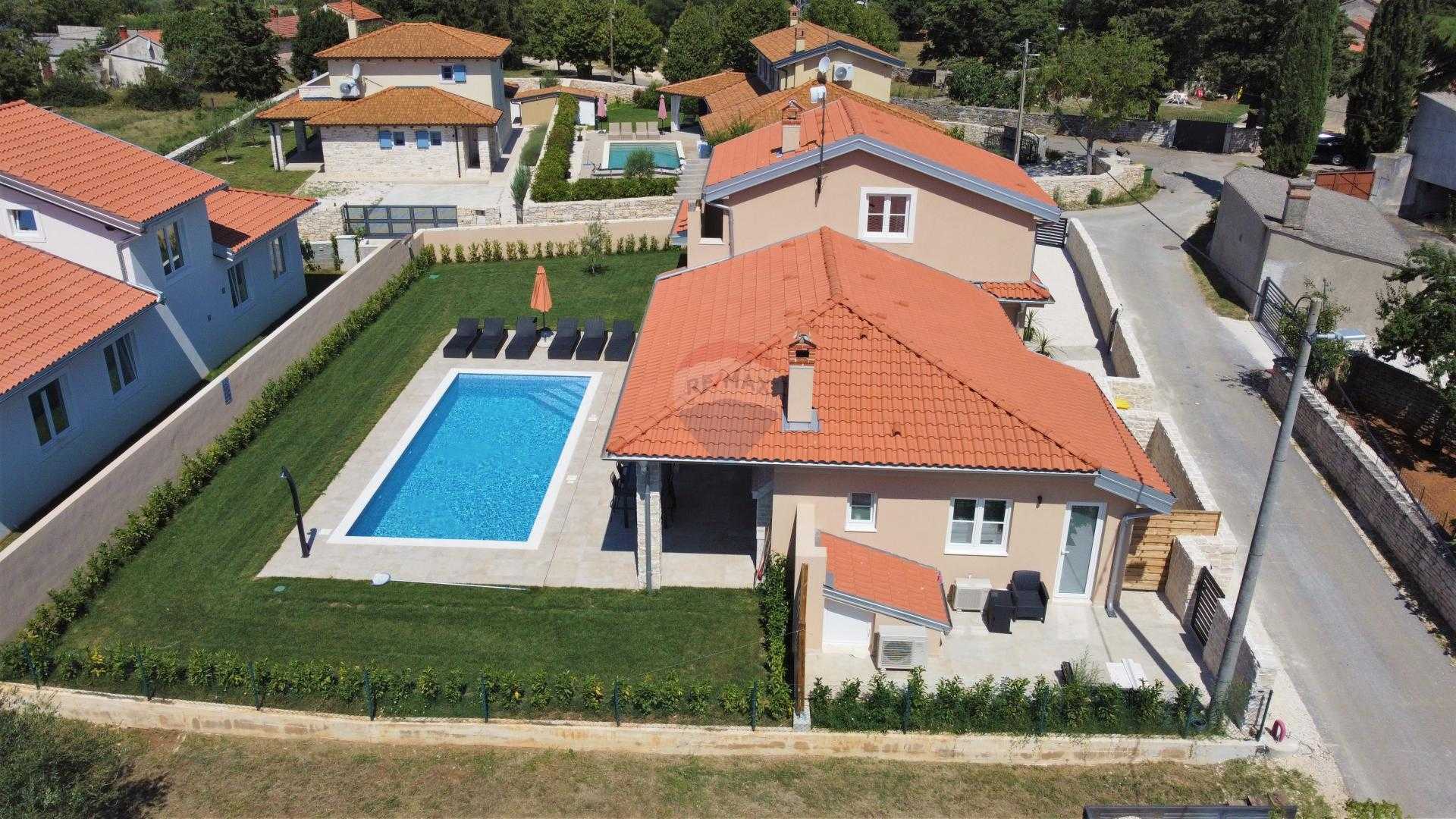 House in Kanfanar, Istarska Zupanija 12034753