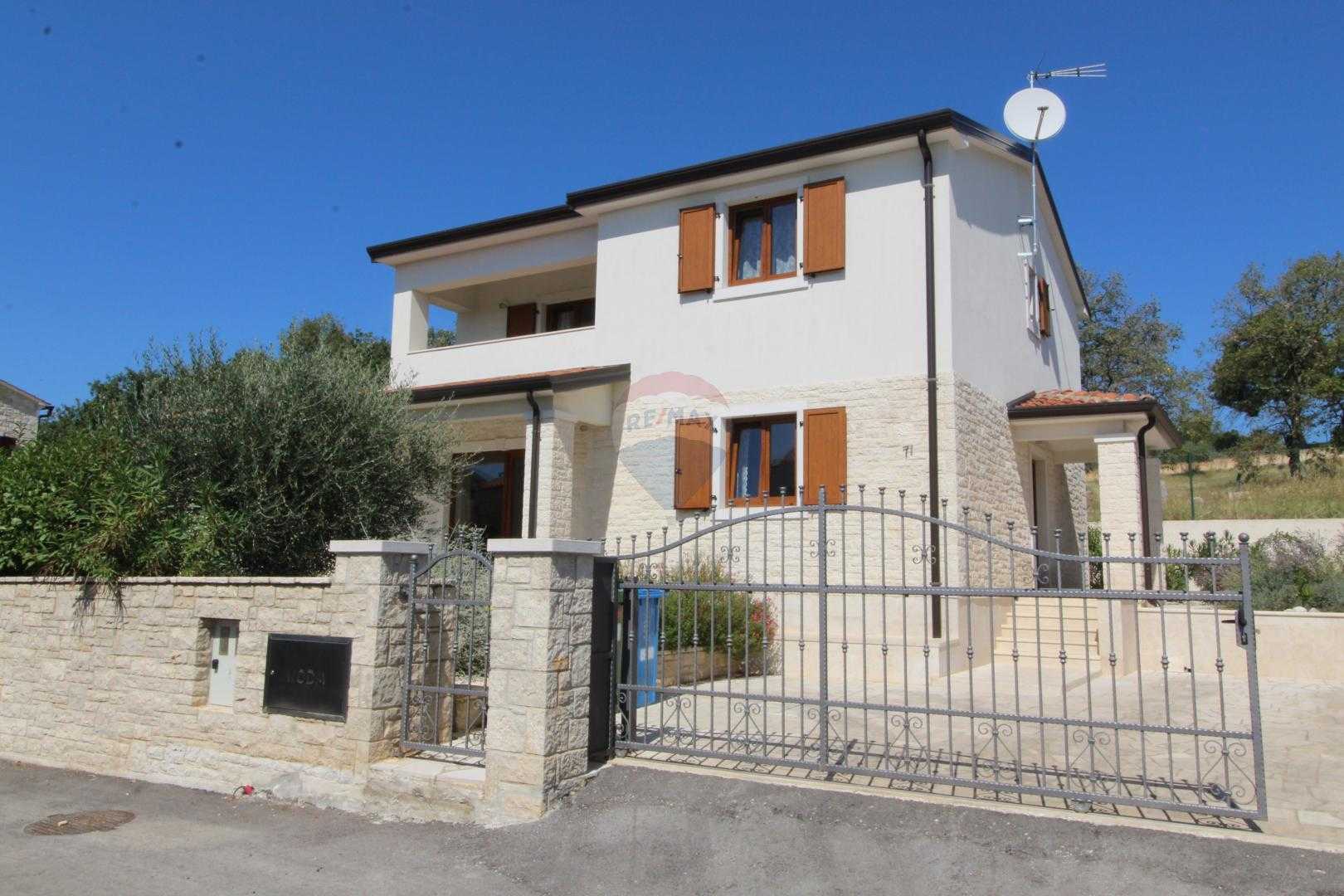 House in Kastelir, Istarska Zupanija 12034826