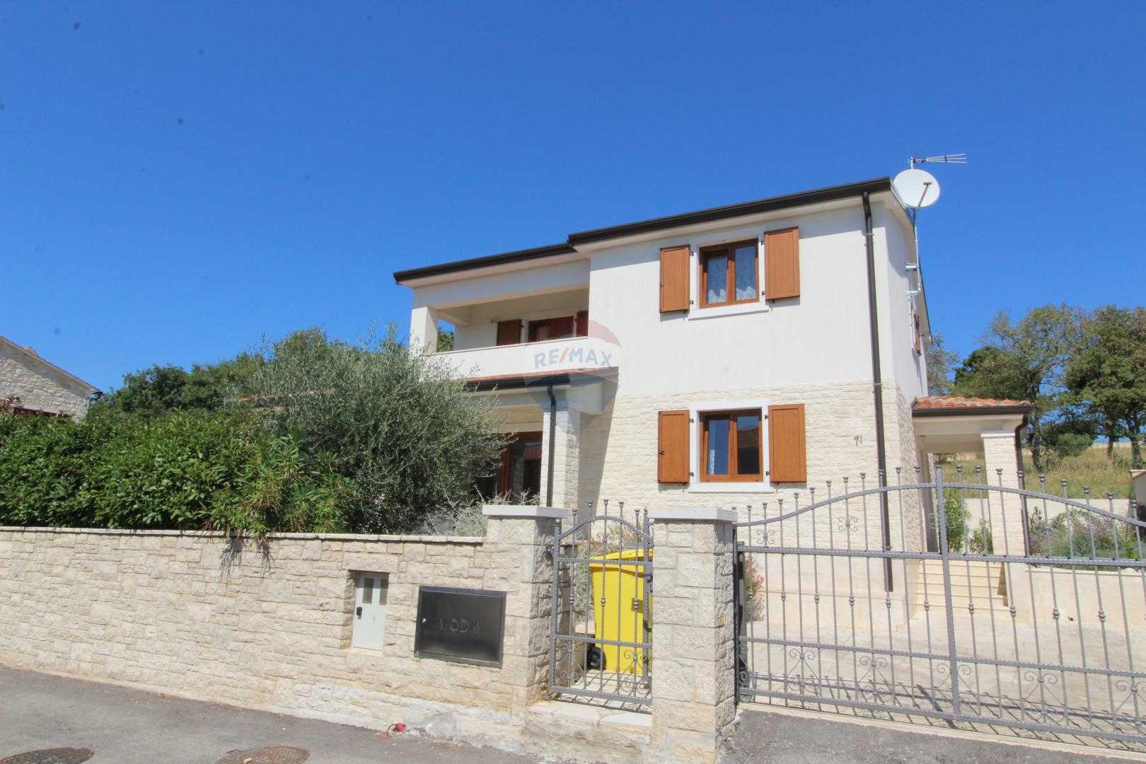 House in Kaštelir, Istarska županija 12034826