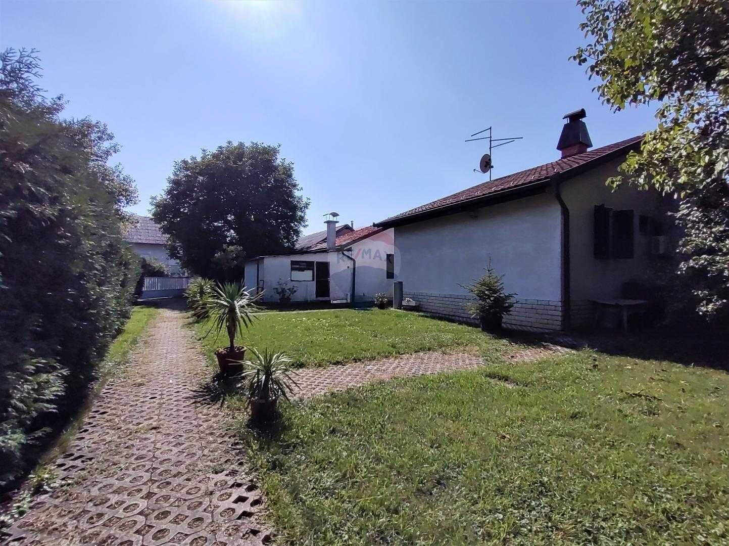 Haus im Zagreb,  12034841