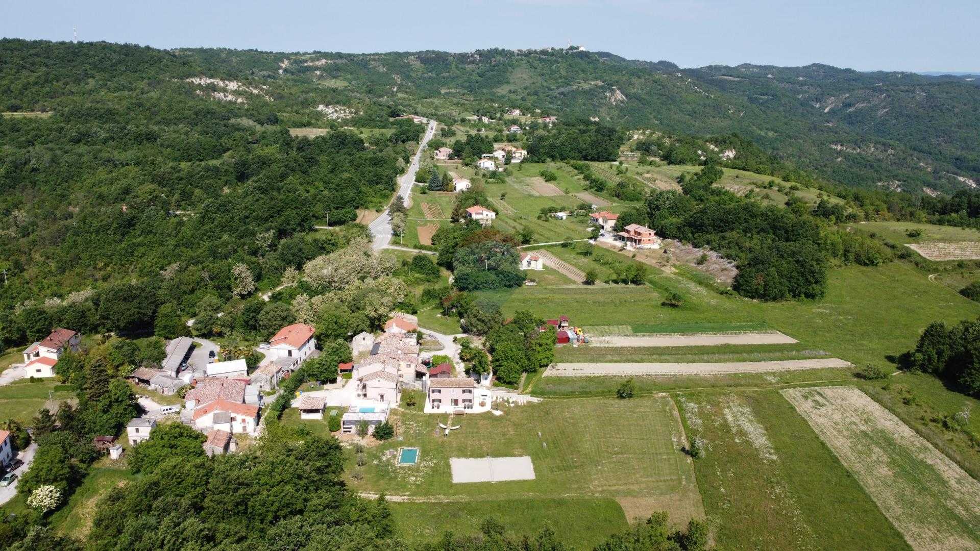 House in Pićan, Istarska županija 12035006