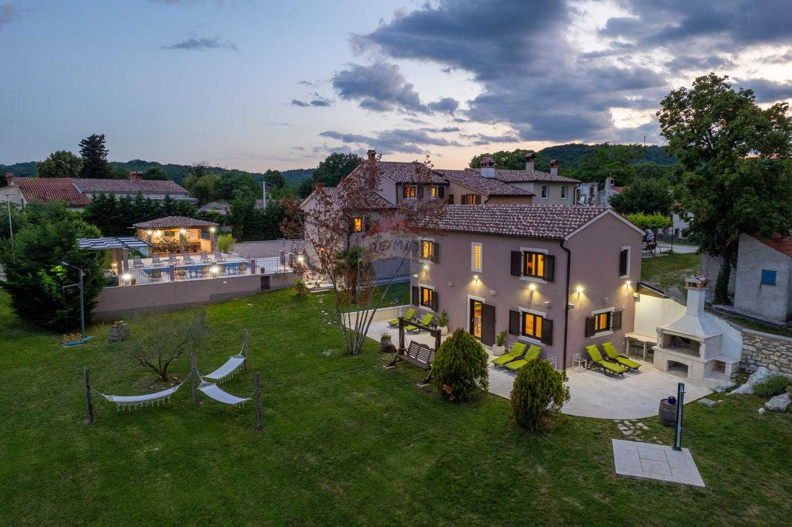 House in Pican, Istarska Zupanija 12035006