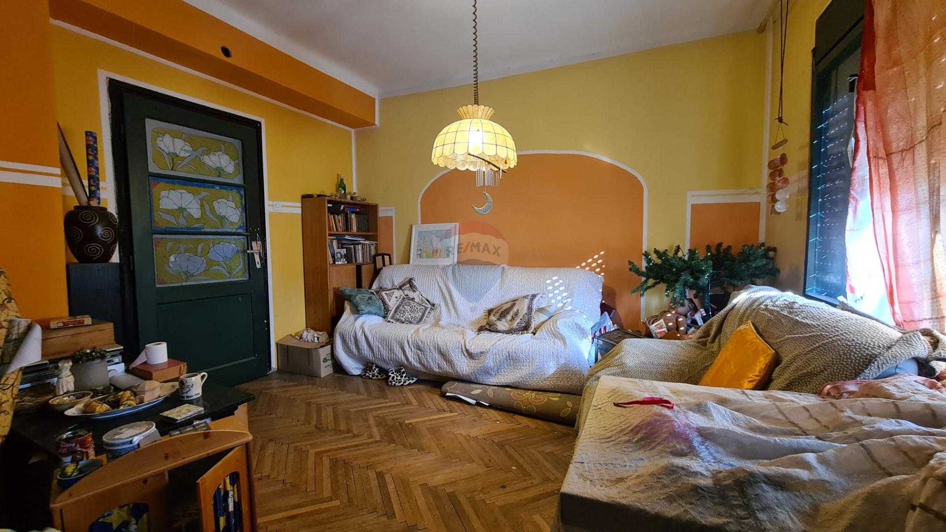 Dom w Zagreb,  12035007