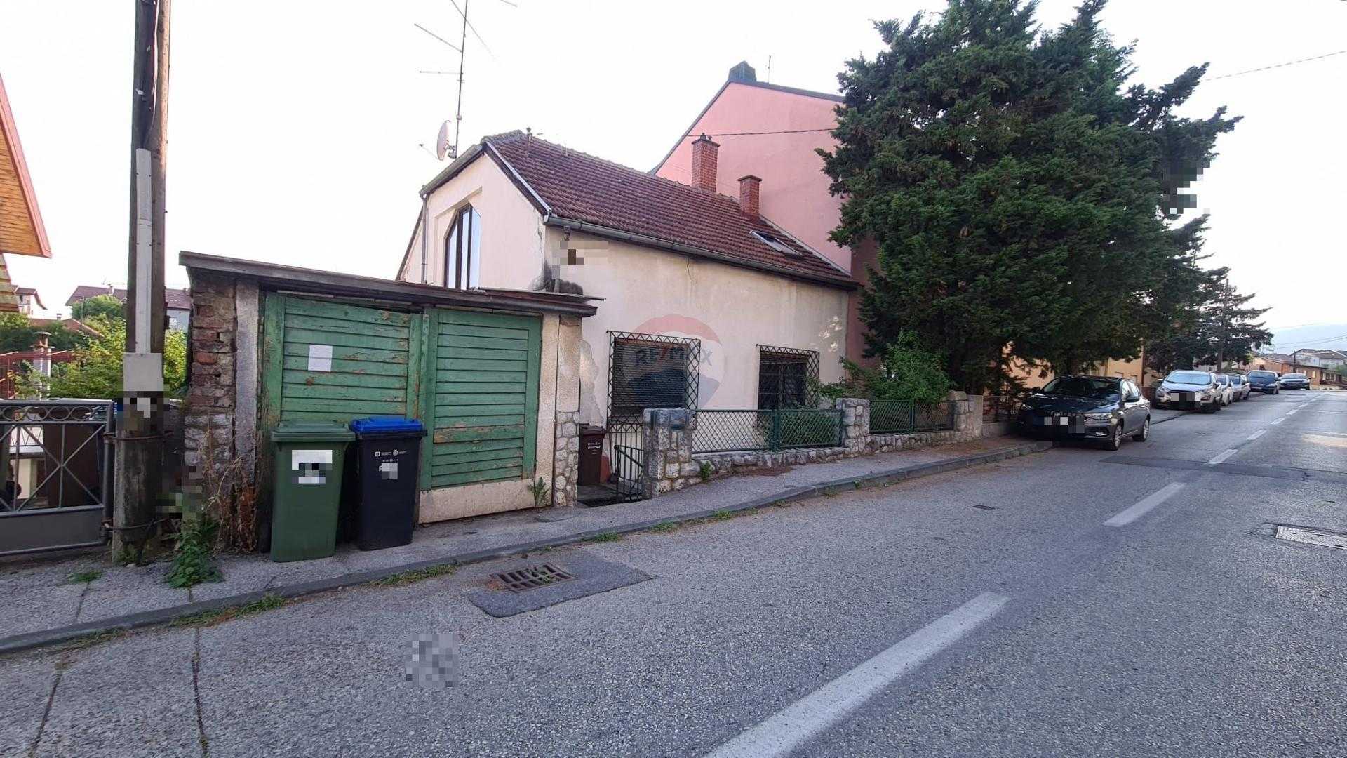 жилой дом в Zagreb,  12035007