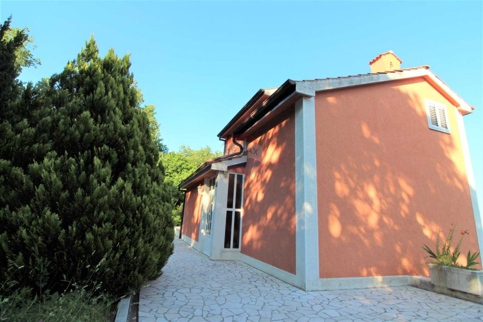Rumah di Veprinac, Primorsko-goranska županija 12035116