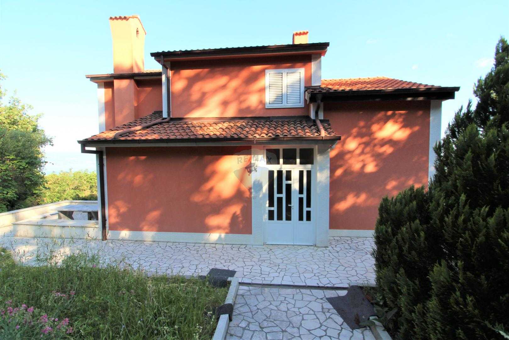 Rumah di Veprinac, Primorsko-goranska županija 12035116