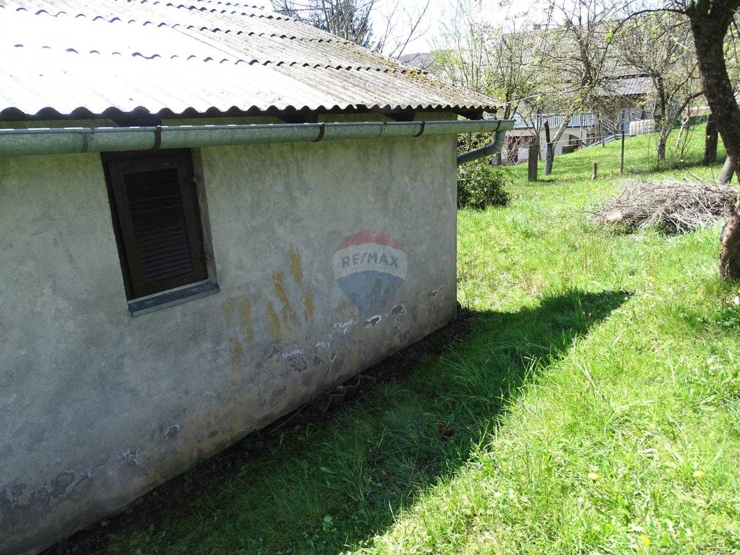 casa en Ogulín, Karlovačka Županija 12035274